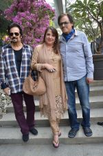 Akbar Khan, Zarine Khan, Sanjay Khan at Susanne Khan